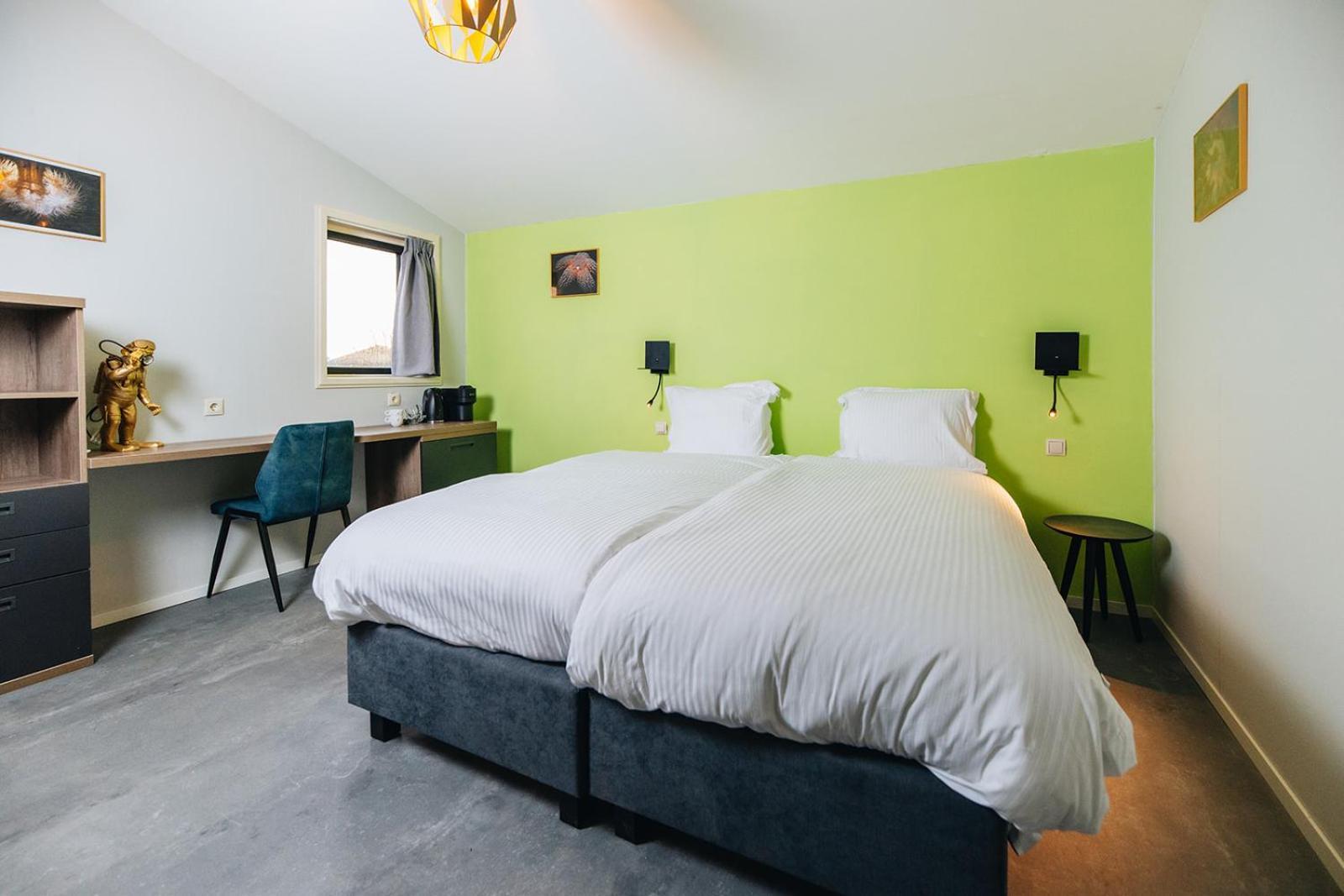 Duikresort Sub Ocean Hotel Oud-Vossemeer Экстерьер фото
